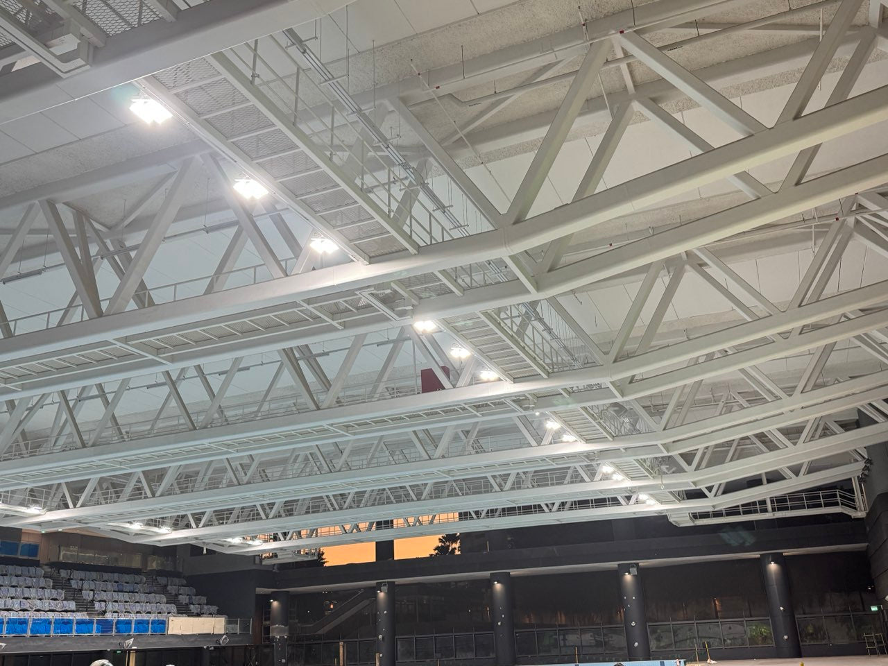 LED High Bay Lighting for Warehouses & Factories